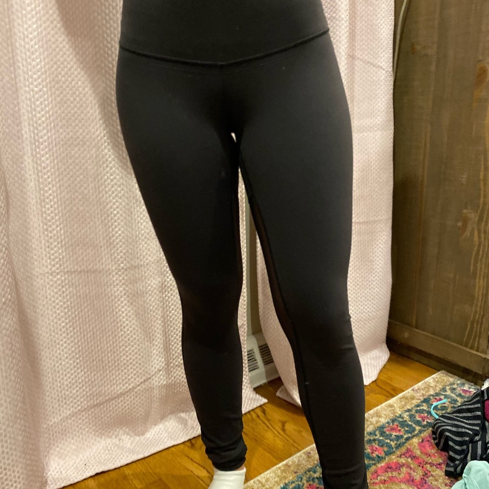 Lululemon black mesh leggings
